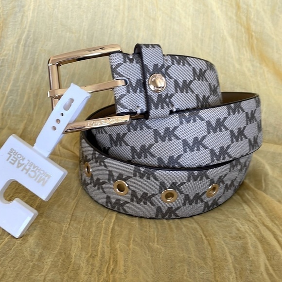 Brand New Michael Kors Tan & Brown Logo Belt w/ Gold Tone Buckle, Accent & Holes main image 8
